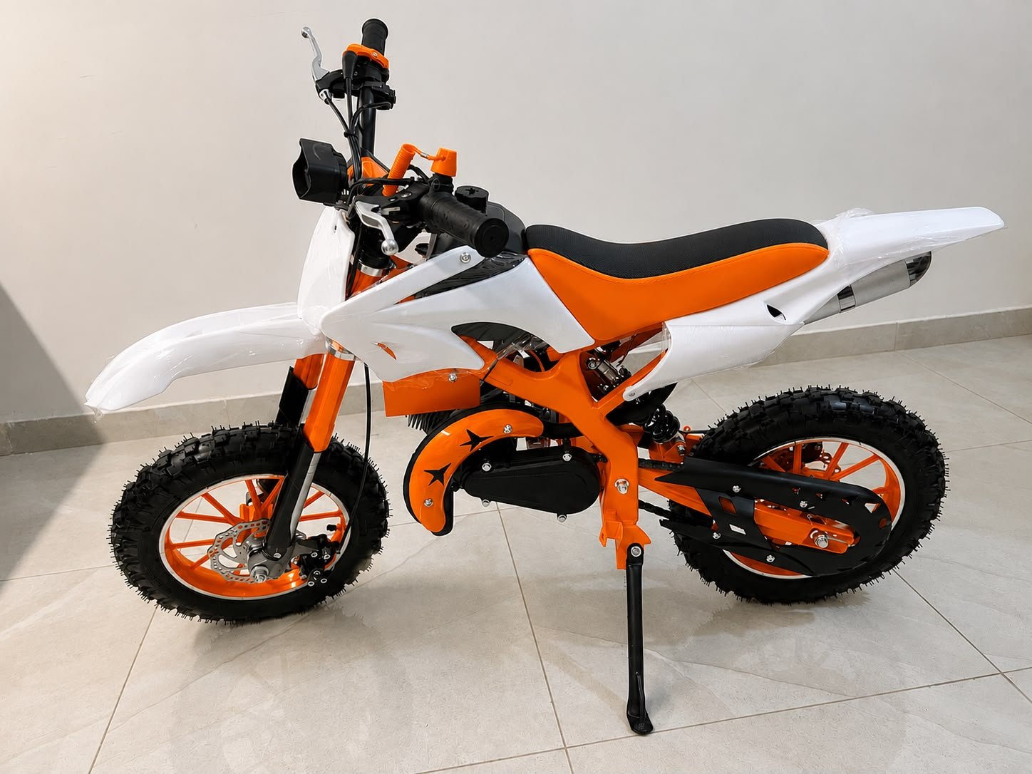 GJ49 - Classic 49CC 2-Stroke Dirt Bike | Buzz Kit
